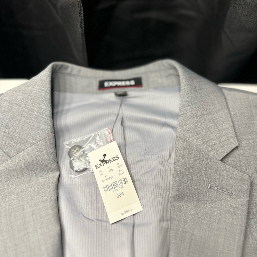 NEW EXPRESS $298 GREY SLIM FIT  MODERN TECH SUIT JACKET SZ 38R